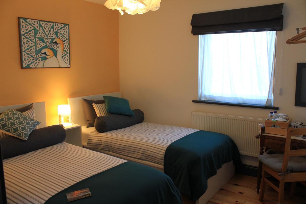 Uisce Beatha House B&B Portmagee Exterior photo